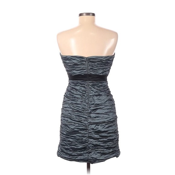 BCBGMAXAZRIA Strapless Mini Fitted Grayish Women's Cocktail Dress sz 4 - Picture 12 of 12